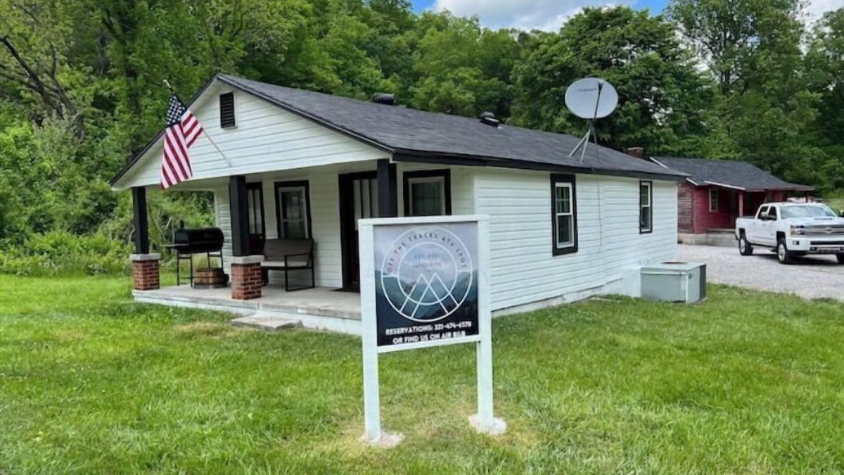 La Follette House | Cozy Country Home for all ATV Riders! Direct Access to Tackett and Royal Blue!