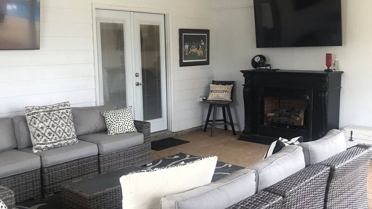 Carson House | Cozy, country living with plenty of privacy and fun things to do!