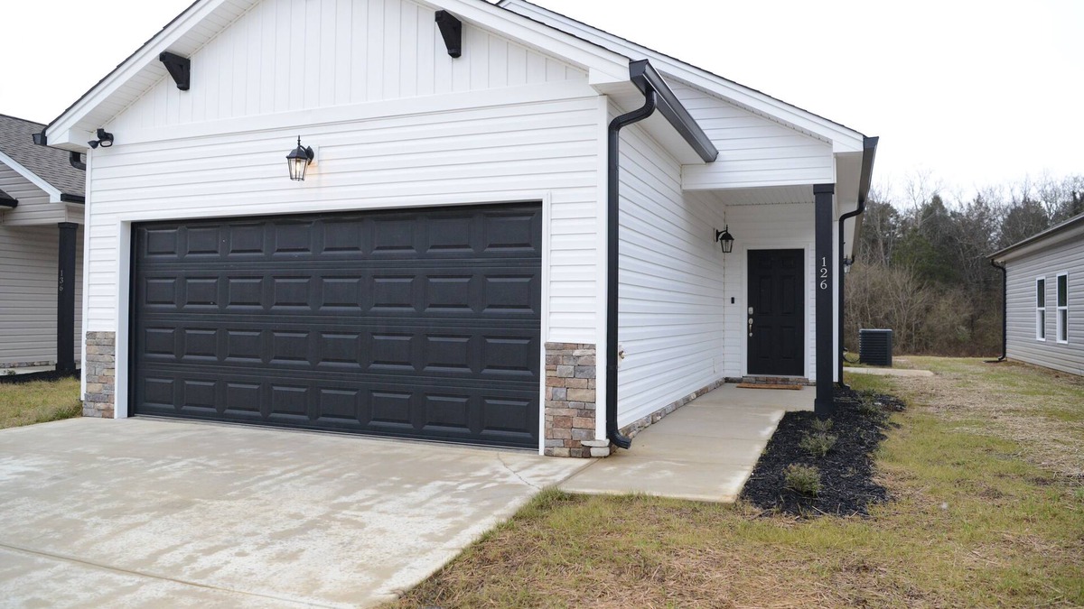 Evensville House | Cozy Country Retreat with Patio and BBQ