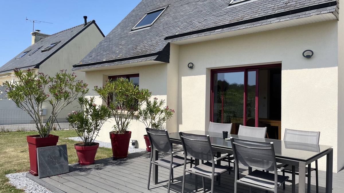 Locoal-Mendon House | Cozy Countryside House in Locoal-Mendon: 3 Bedrooms, Garden, Near Ria d'Etel and Beaches