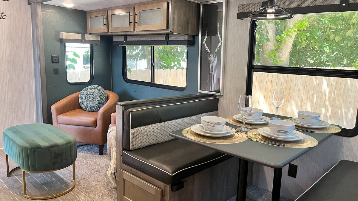Garfield House | Cozy Couple's Getaway 15 minutes from Lake Tenkiller Dog Friendly