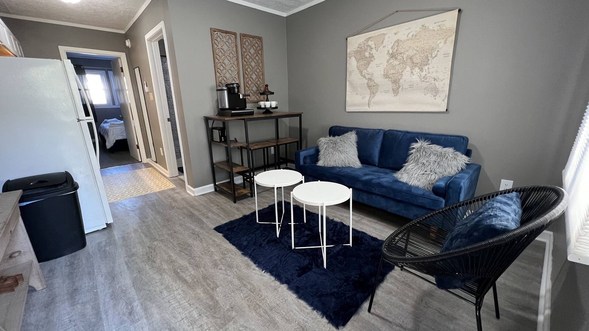 Fayetteville Apartment | Cozy Court Street Apartment Steps from Everything!