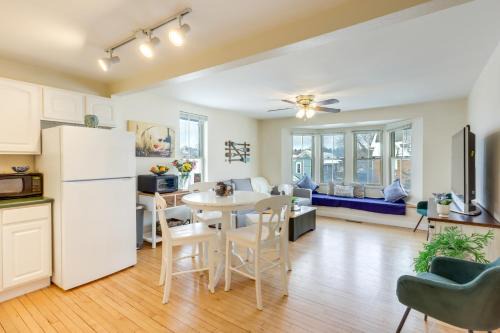 Delafield Apartment | Cozy Delafield Apartment - Walk to Lake!