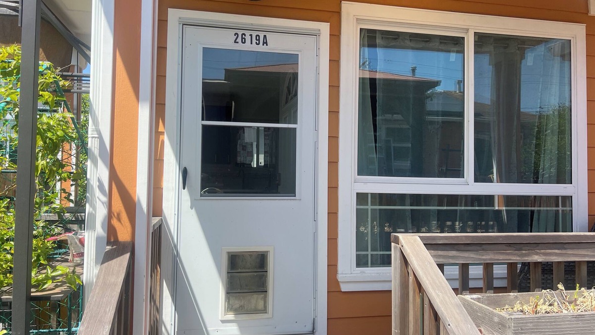 North and East Cottage | Cozy Detached cottage at rear of main house 30 min. To SF 2 bedrooms 1 bathroom
