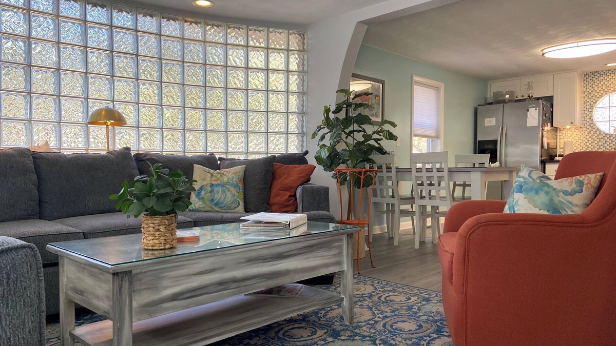 Northeast Virginia Beach House | Cozy Dog Friendly Beach House -WALK to Beach, State Park, Restaurants and More!