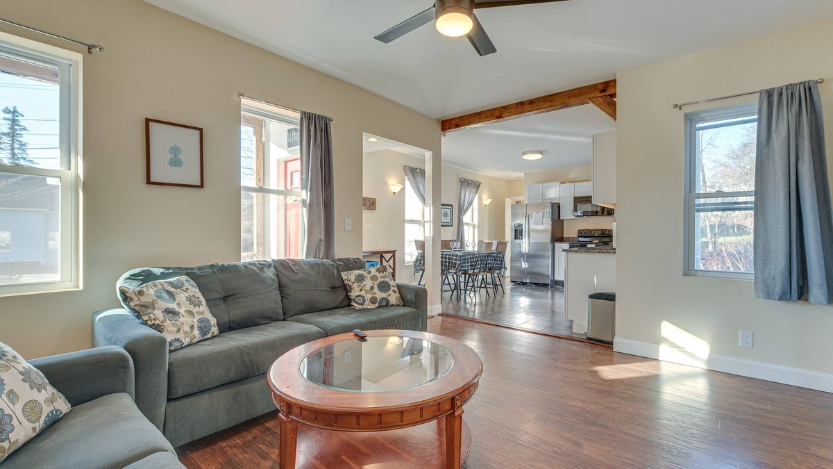 Dover Apartment | Cozy Dover Vacation Rental w/Fire Pit & Grill