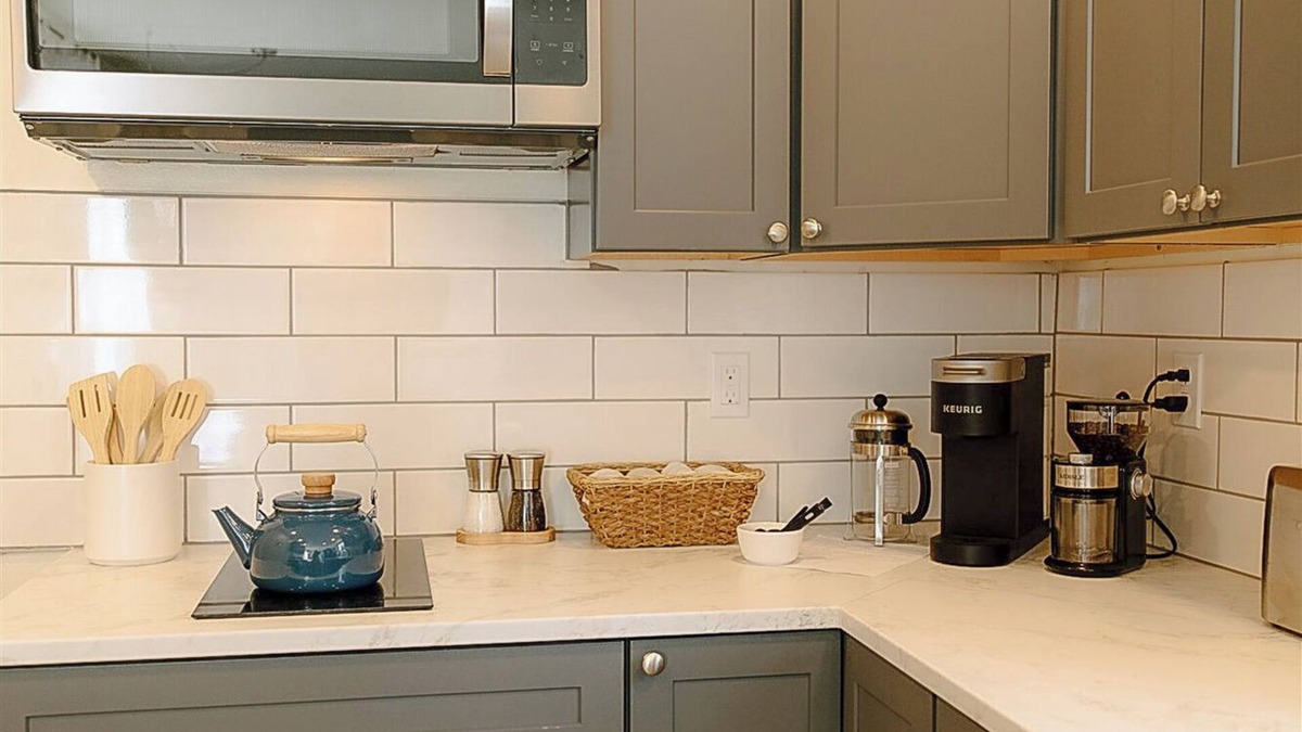 Moscow Apartment | Cozy Downtown Havens - 3