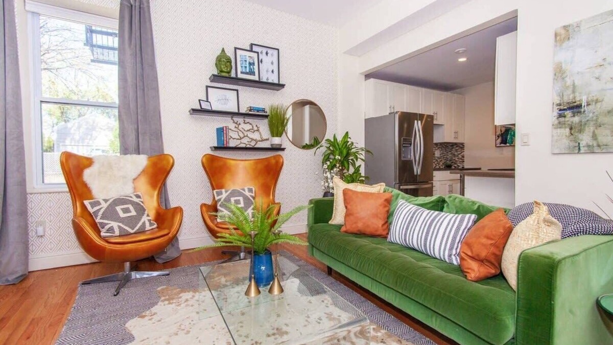 Highland Park House | Cozy Duplex | Near T