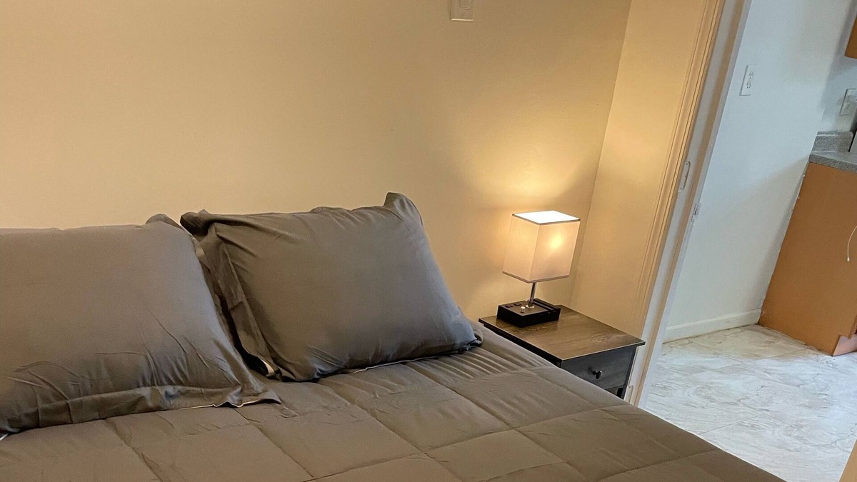 Weehawken Apartment | Cozy + Economical + Convenient Commute into NYC 3