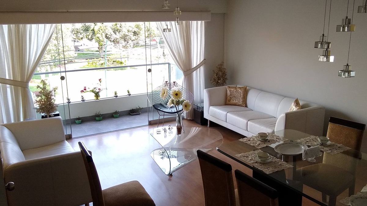 San Borja Apartment | Cozy & Elegant Bedroom with Private Bathroom in a apartment across a cute Park