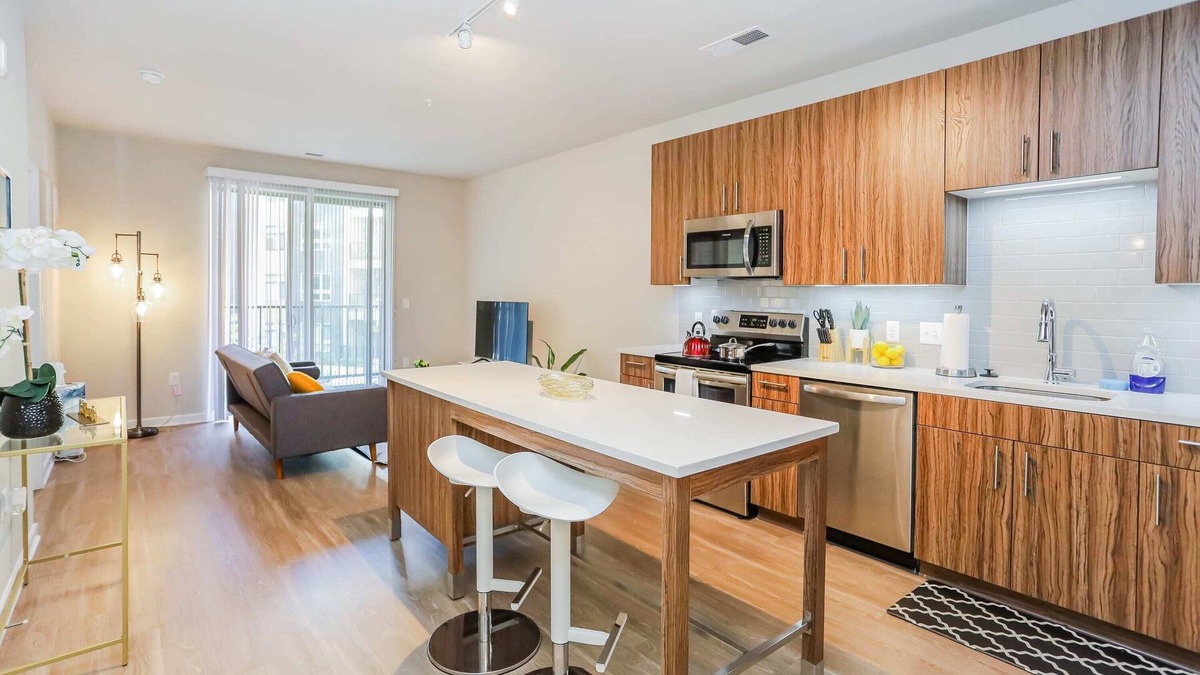 Fairfax Apartment | Cozy Experience in Fairfax + Pool