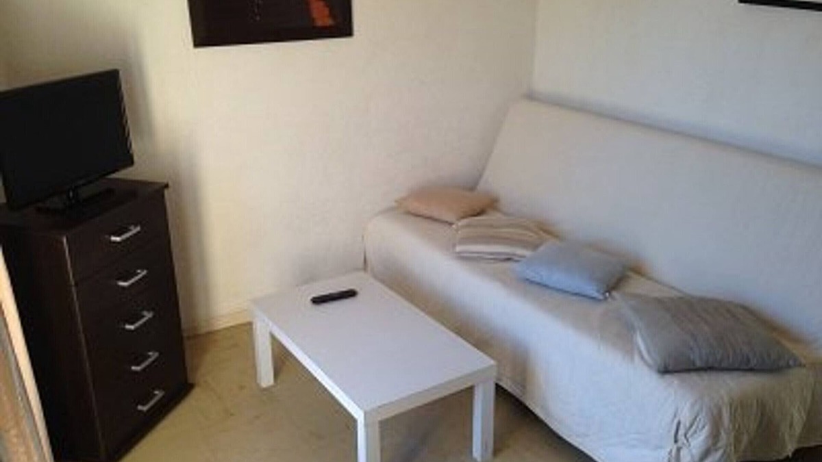 Amelie-les-Bains-Palalda Apartment | Cozy F2 Apartment with Terrace & Parking, Pet-Friendly in Amélie-les-Bains