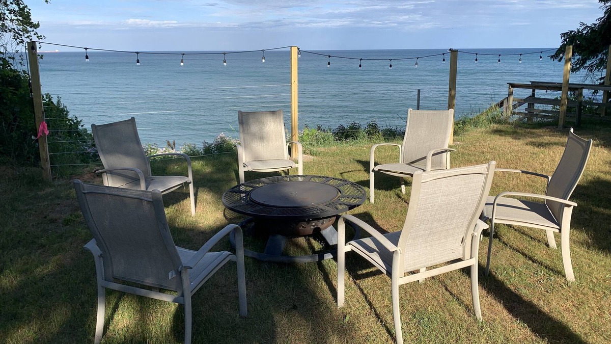 Carsonville Cottage | Cozy Fall Getaway,Private Beach Access, CanoeAvailable for Use.Fire pitFree wood