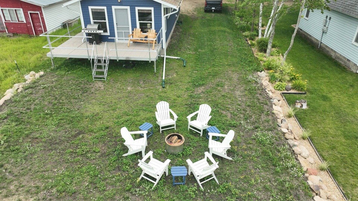 Motley Cabin | Cozy Family Cabin on Beautiful Lake Shamineau