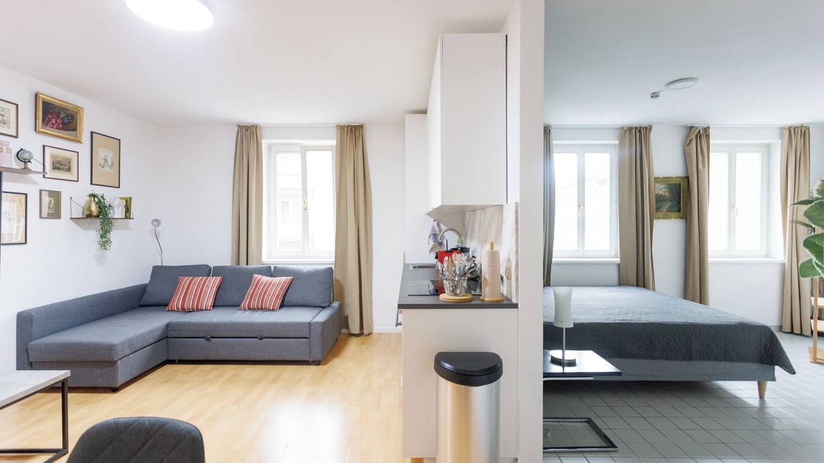Favoriten Apartment | Cozy Family & Group Apartment - 15 min to Center
