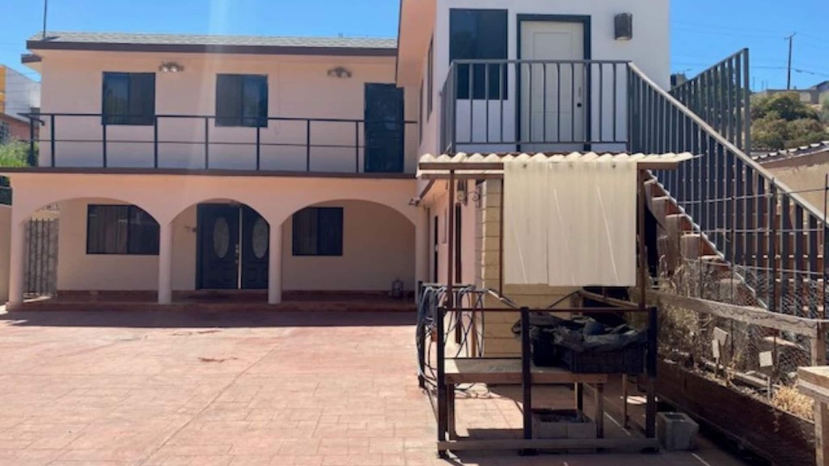 Ensenada House | Cozy family home with studio 10-15 min from tourist entertainment