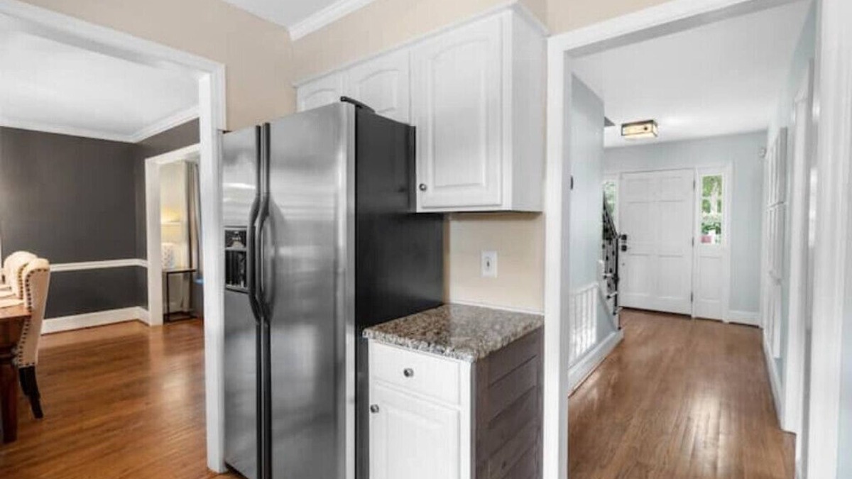 Myers Park House | Cozy family home with BABY GEAR in Prime Locationnn