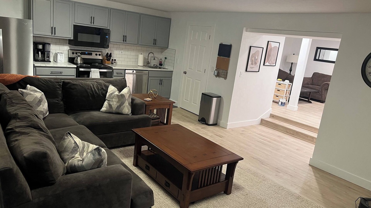 Western House | Cozy family sized 2 bedroom 1 bath newly remodeled basement