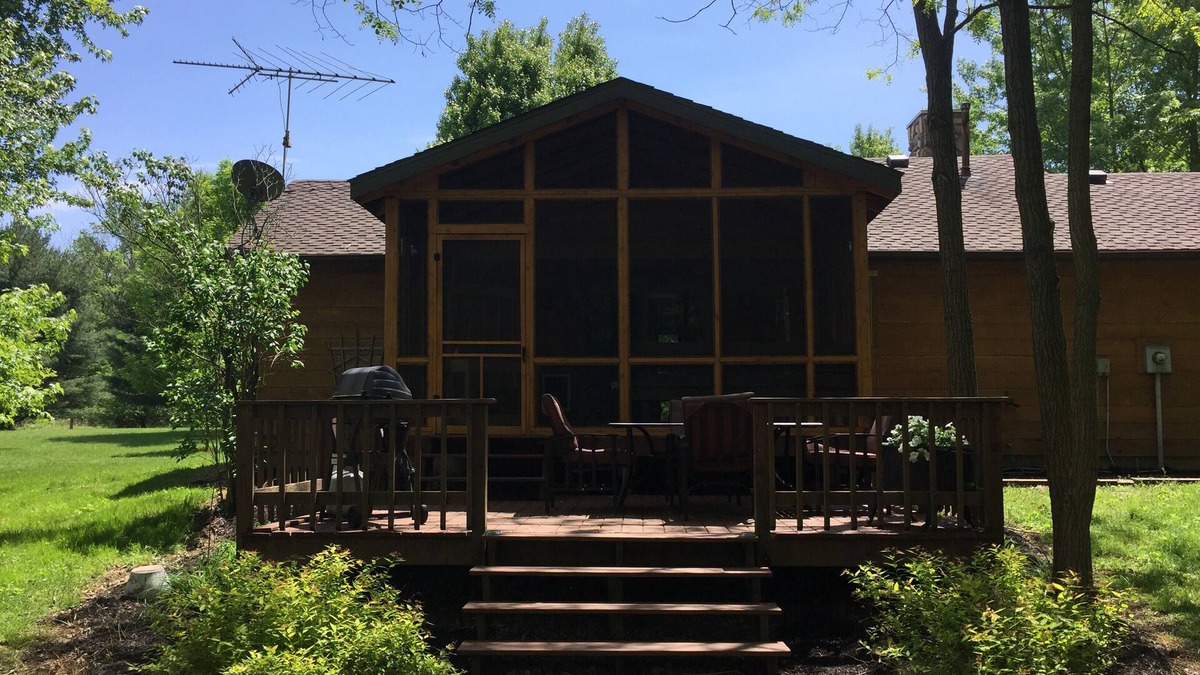 Waveland Other | *Cozy Farmhouse On 10 Acres Across From State Park