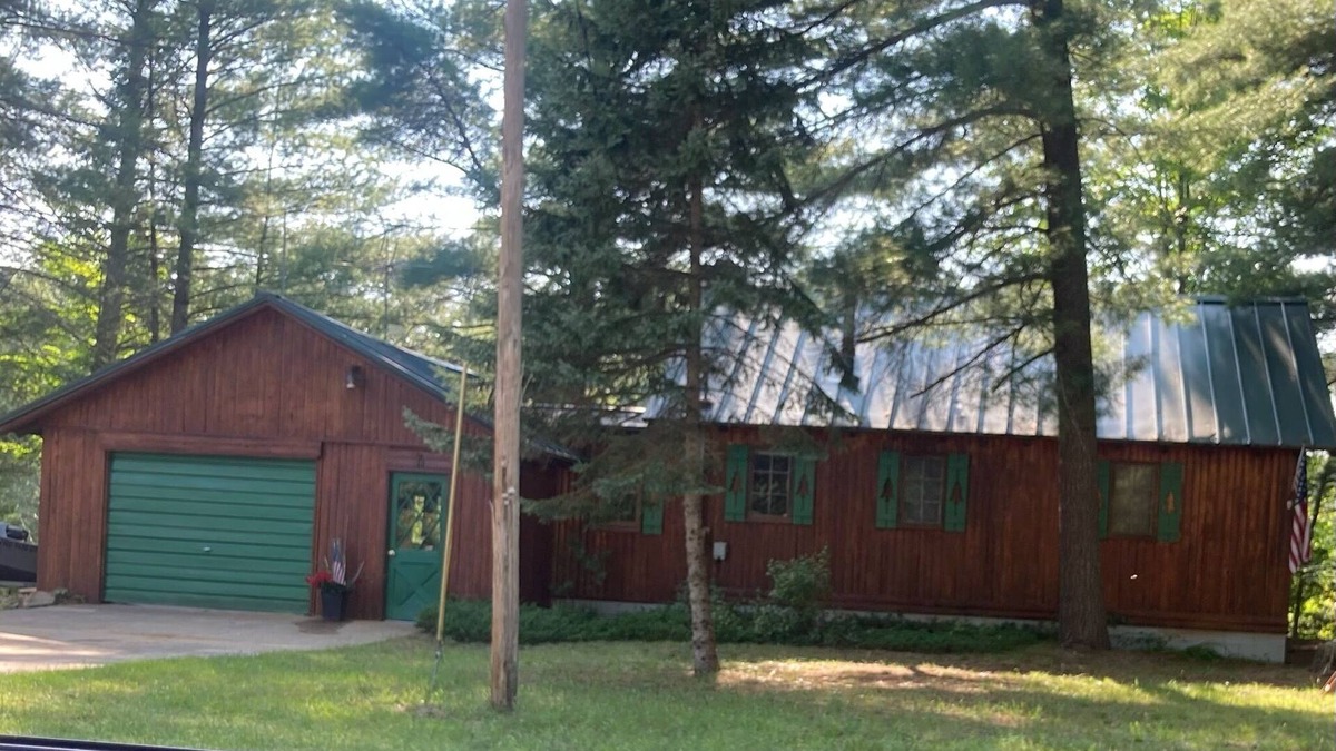 Fife Lake Cabin | Cozy Fife Lake Cabin - Unwind by the Manistee River!