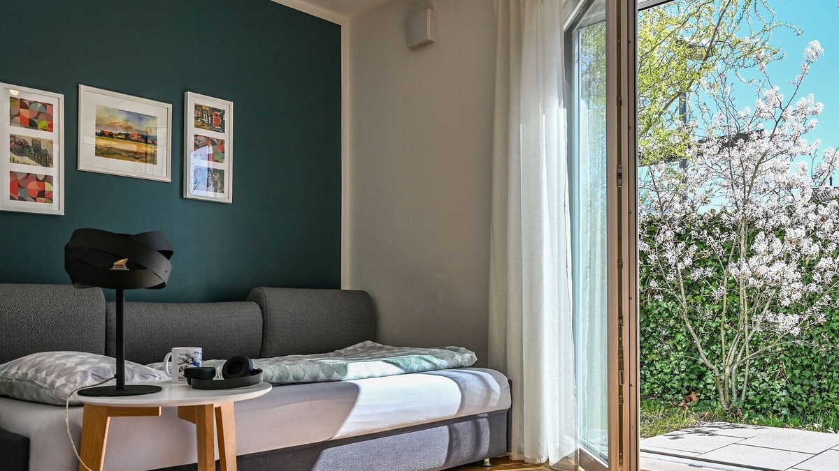 Waggershausen Apartment | Cozy first floor apartment with covered terrace - ideal for 4-legged friends.