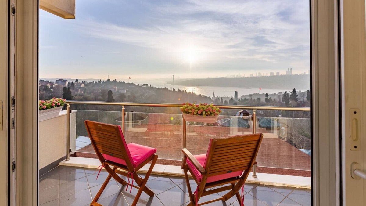 Uskudar Apartment | Cozy Flat with Lovely Bosphorus View in Uskudar