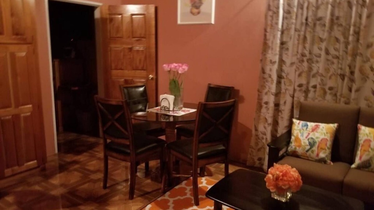 Black Rock House | Cozy fully furnished apartment. Five walking distance from the beach.