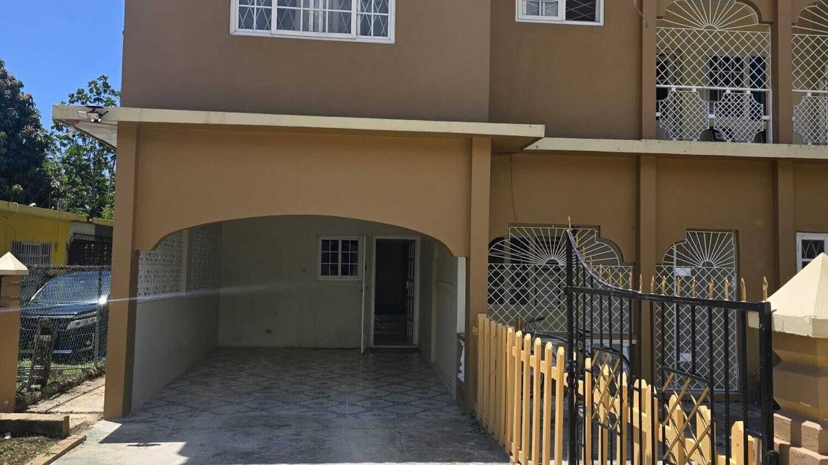 Savanna la Mar House | Cozy getaway home close to Negril seven mile beach