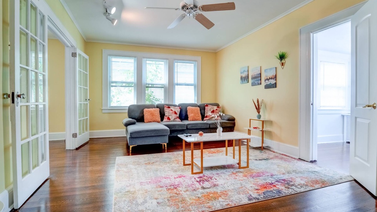 Bridgeport House | Cozy Getaway in Bridgeport