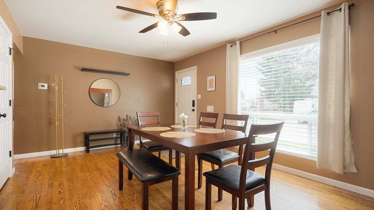 Northglenn House | Cozy Getaway Retreat | 4BR | Northglenn
