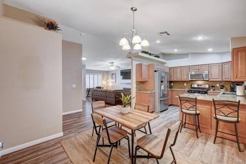 Henderson House | Cozy Getaway with King Bed, BBQ & Spacious Backyard
