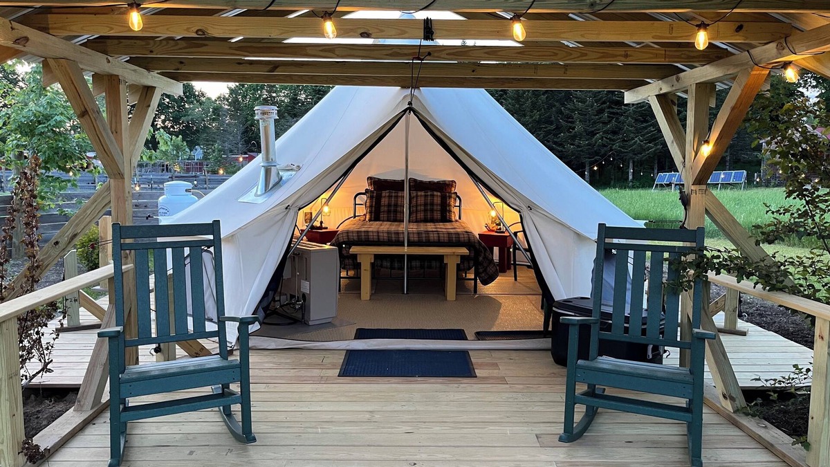 Turner Bed & Breakfast | Cozy Glamping at Farm Bed and Breakfast in Maine