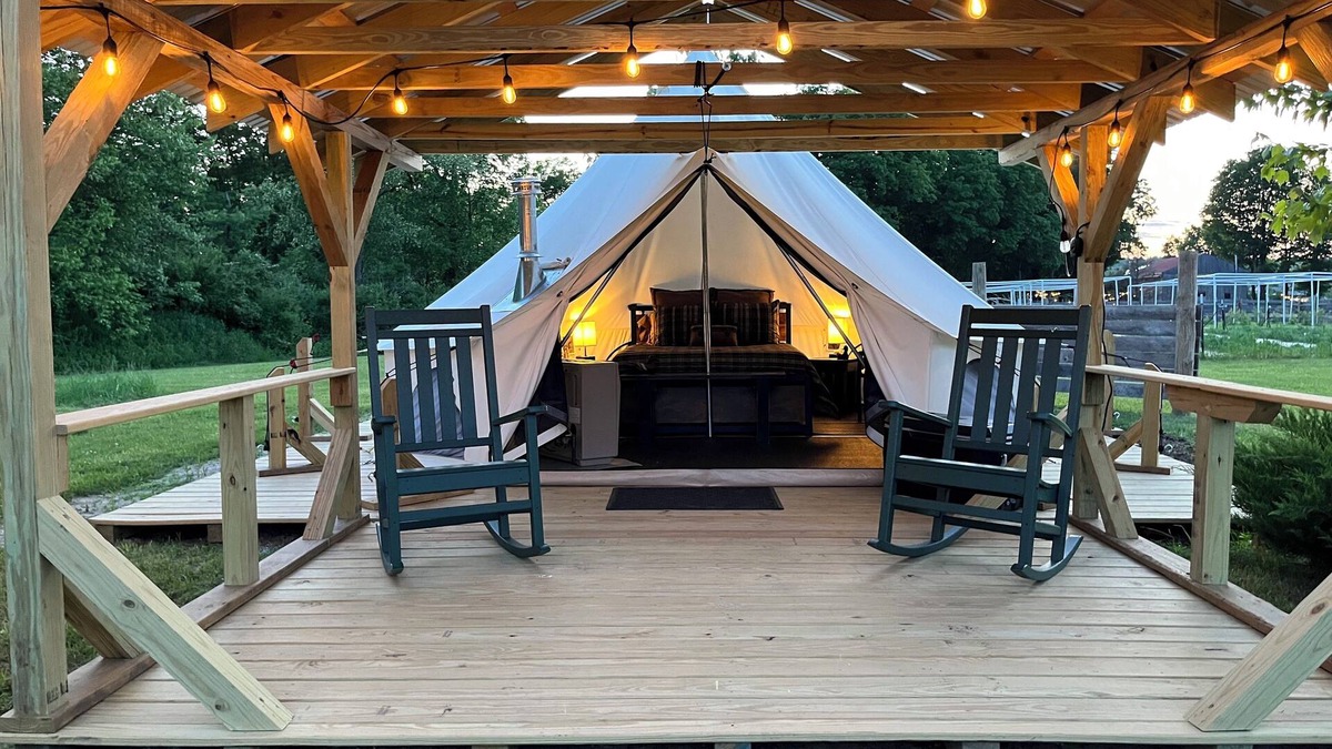 Turner Bed & Breakfast | Cozy Glamping at Farm Bed and Breakfast in Maine