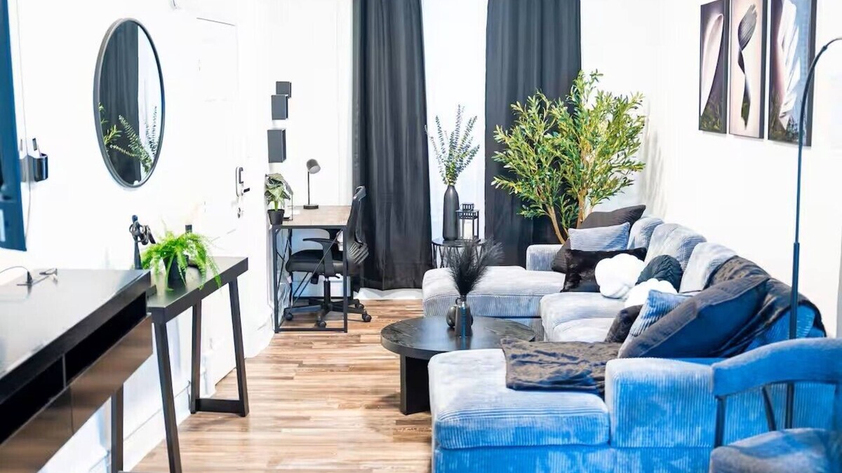 Reading Apartment | Cozy Grey Haven Apartment