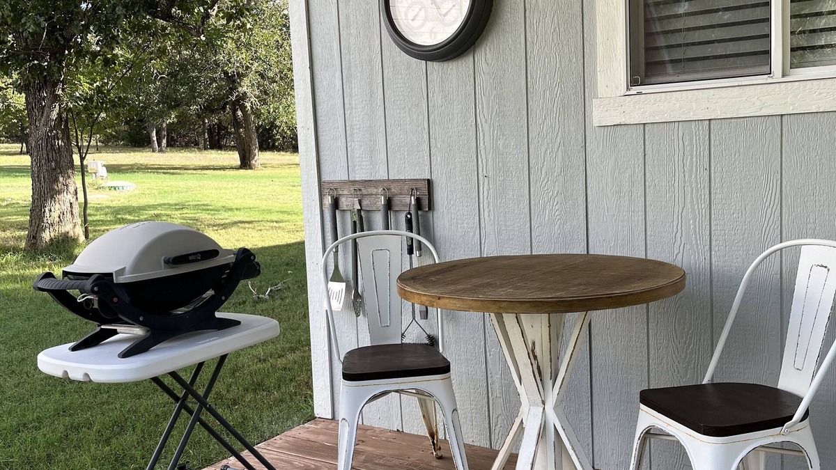 Wyldwood House | Cozy Guesthouse right outside Austin, TX Near COTA