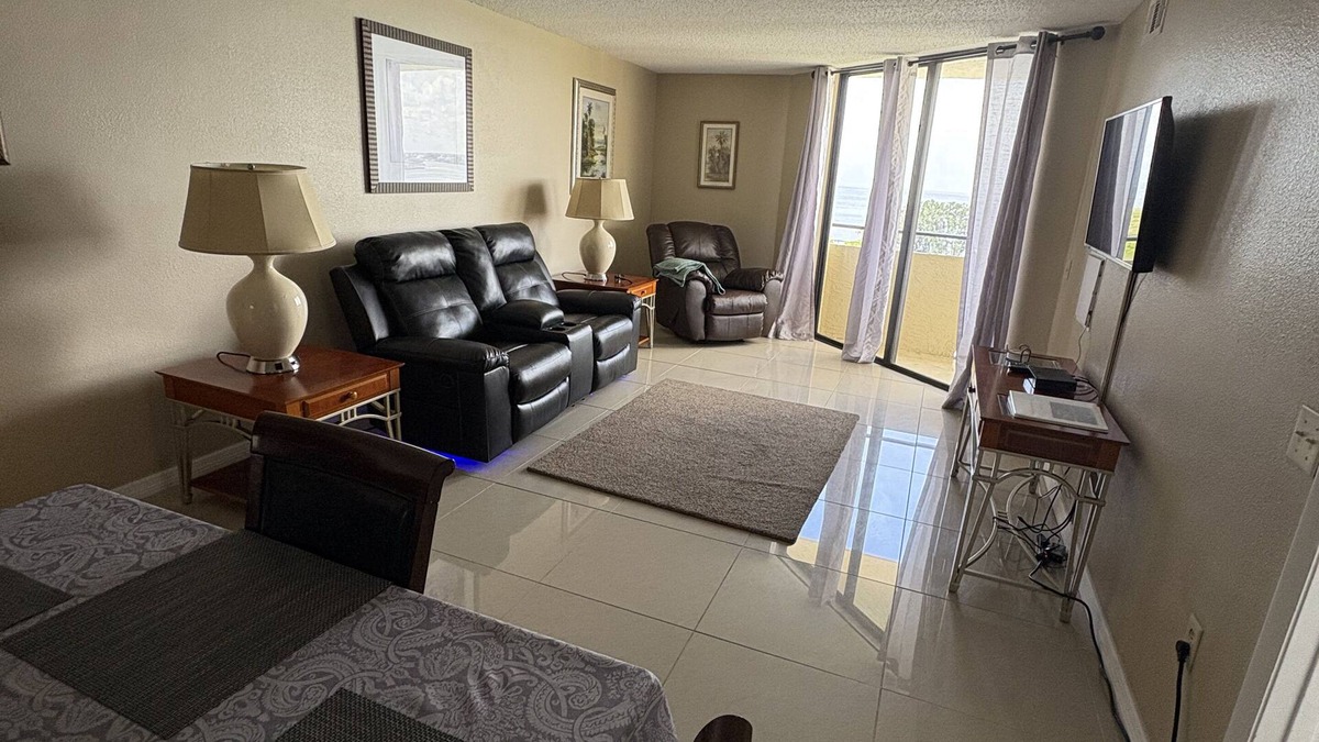 Hudson Apartment | Cozy Gulf Island Resort Condo #603 in Hudson