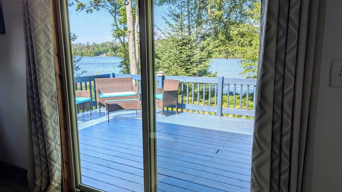 Upper Peninsula Michigan House | Cozy Haven - Little Lakefront Home