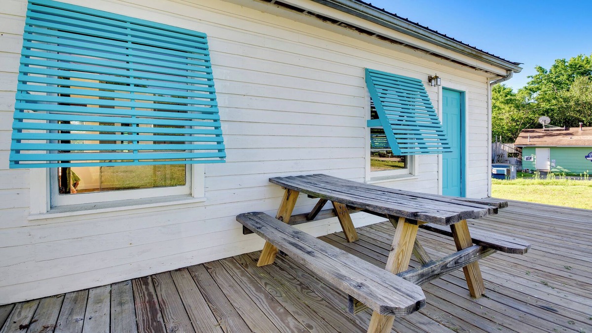 Henderson Cabin | Cozy Henderson Hideaway: Fish, Hike, & Boat!