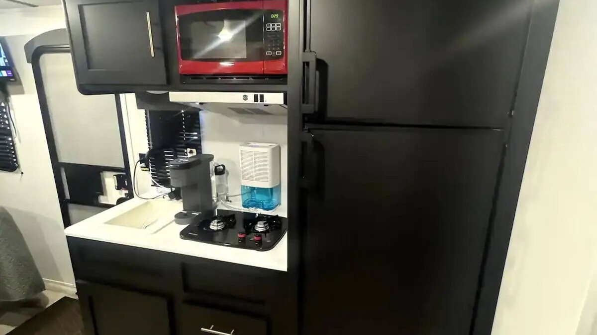 Southfield House | Cozy Hideout Airbnb SuperHost Long Term