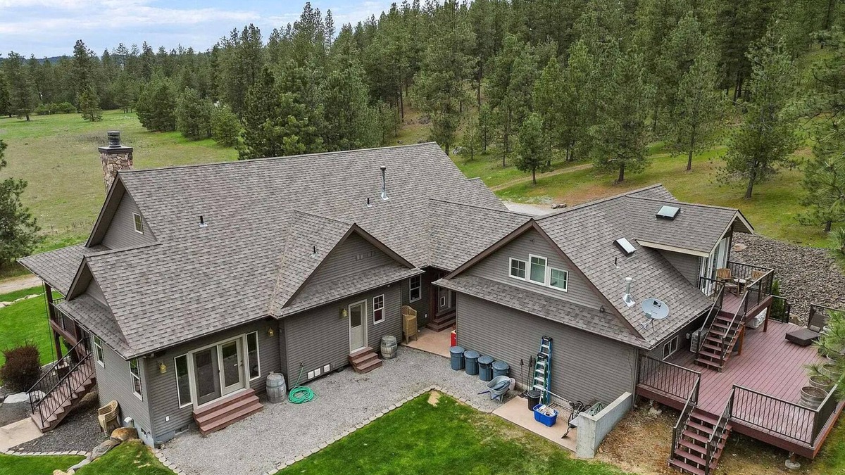 Newman Lake Apartment | Cozy high-end studio on five acre estate in charming Newman Lake.