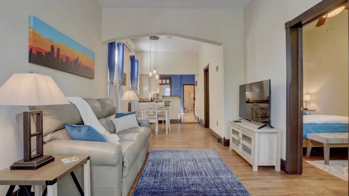 Cole House | Cozy Historic Bungalow Near DT & RiNo- New listing