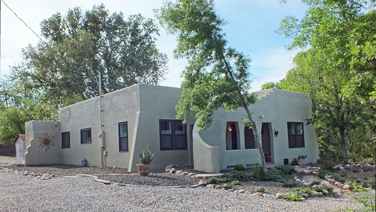 Cottonwood Cottage | Cozy Historic Cottage in Old Town Cottonwood, near Sedona & Jerome