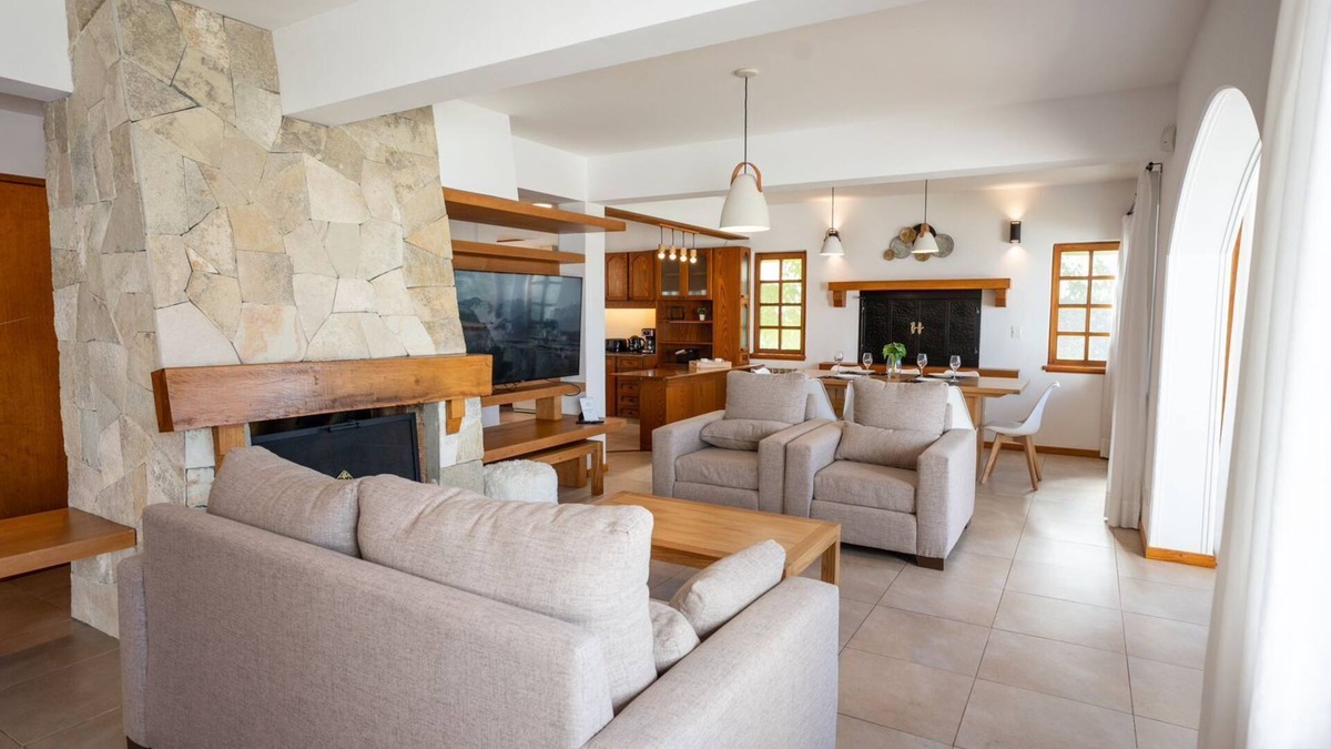 Belgrano House | Cozy House Lake and Mountain View