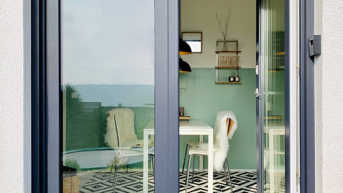 Oberwinter Apartment | Cozy holiday apartment on the Rheinhöhe near Bonn for families