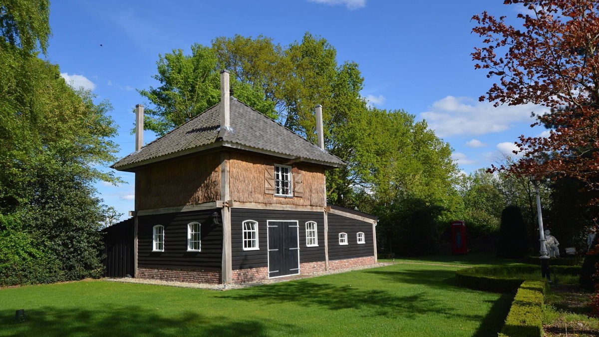 Volkel House | Cozy Holiday Home in Volkel with Sauna