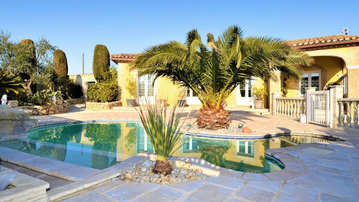 Jonquieres-Saint-Vincent House | Cozy home in Jonquière saint Vincen