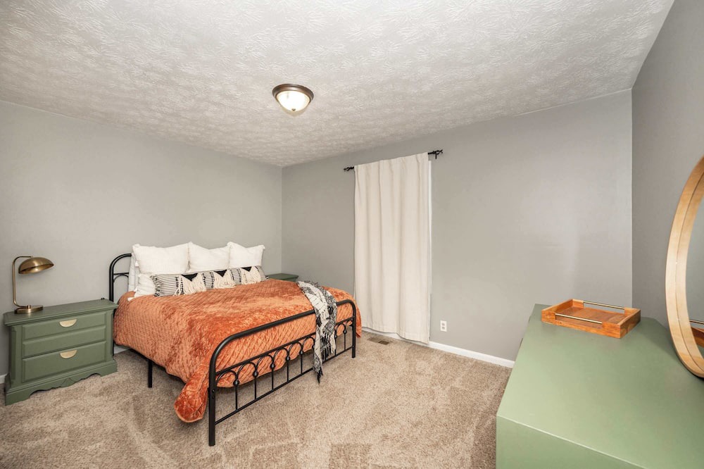 Elsmere House | Cozy Home Away From Home!