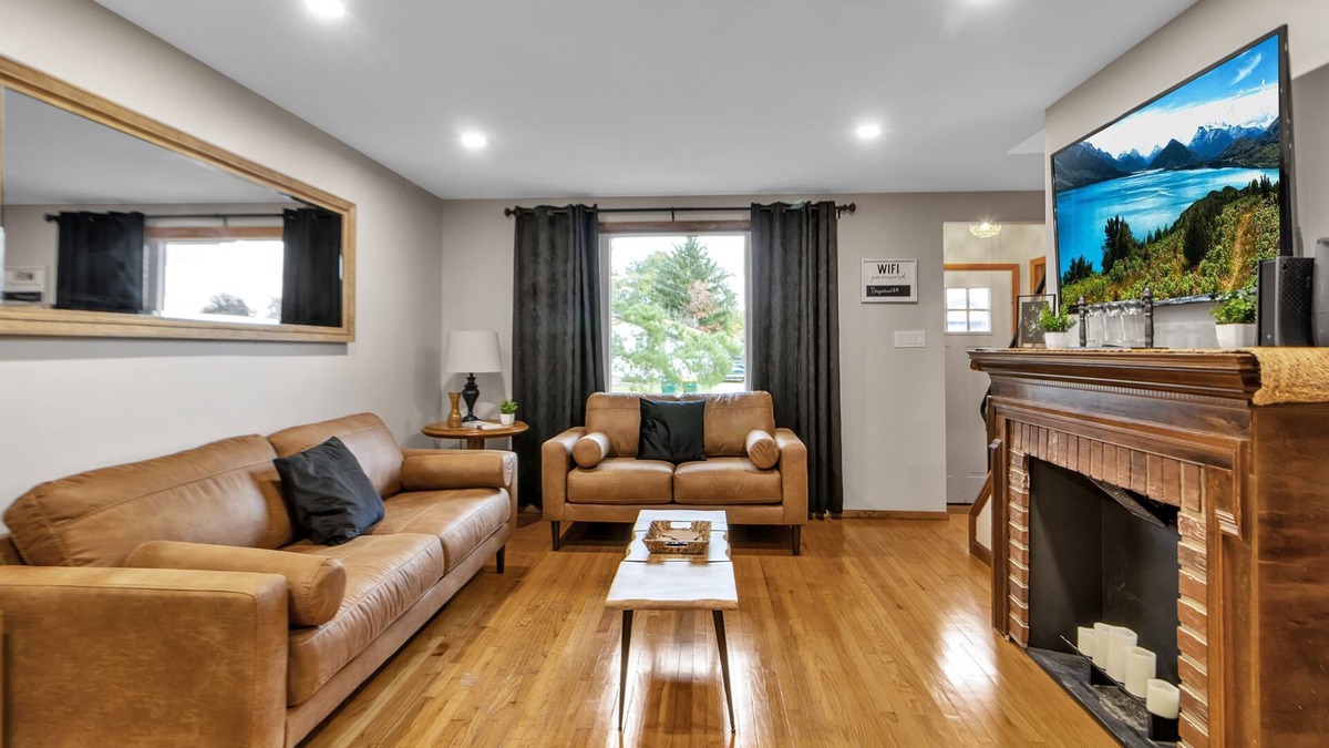 Blasdell House | Cozy home away from home near the Bills Stadium