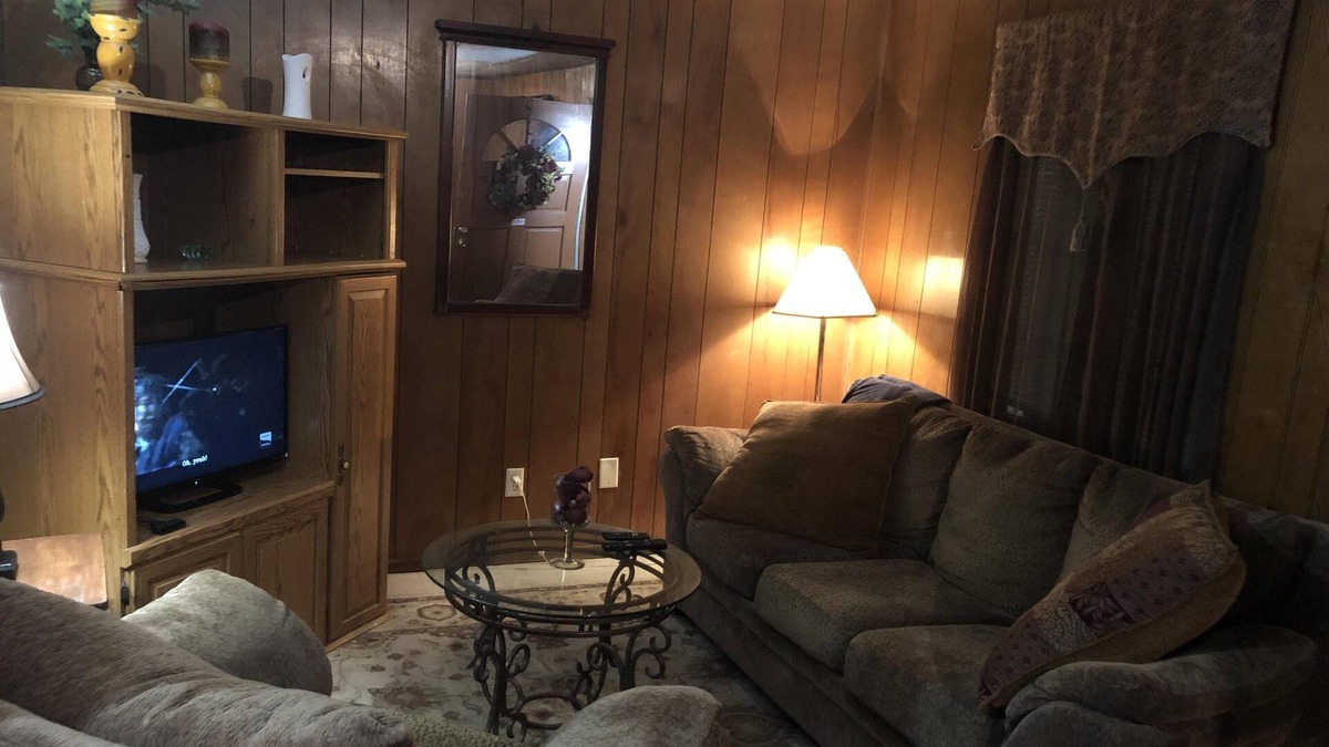 Pascagoula Apartment | Cozy Home away from home