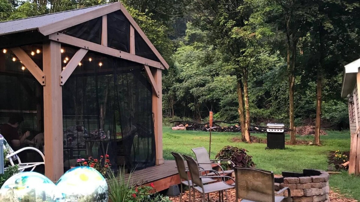 Brockton House | Cozy Home! Close to the Ski Blue Mountain, the Poconos, and Jim Thorpe.